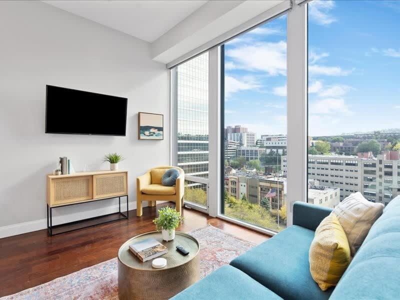 Cozysuites 1Br, Ppg Paints Arena, Pitts Pittsburgh Eksteriør billede